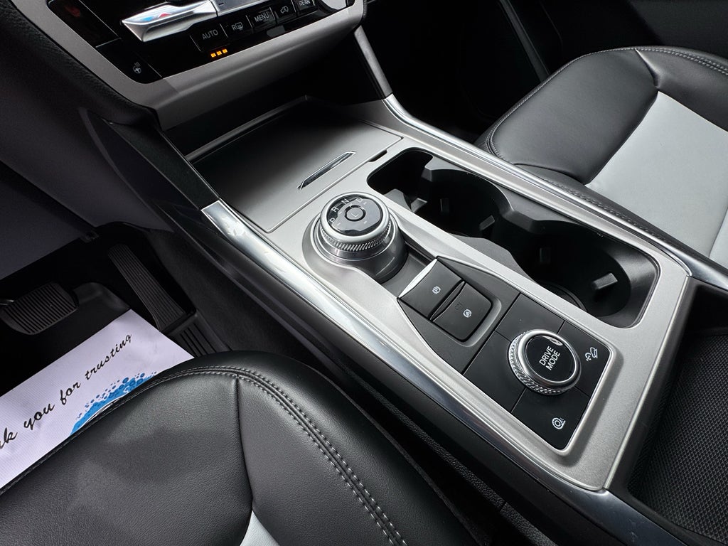 2023 Ford Explorer XLT 4WD