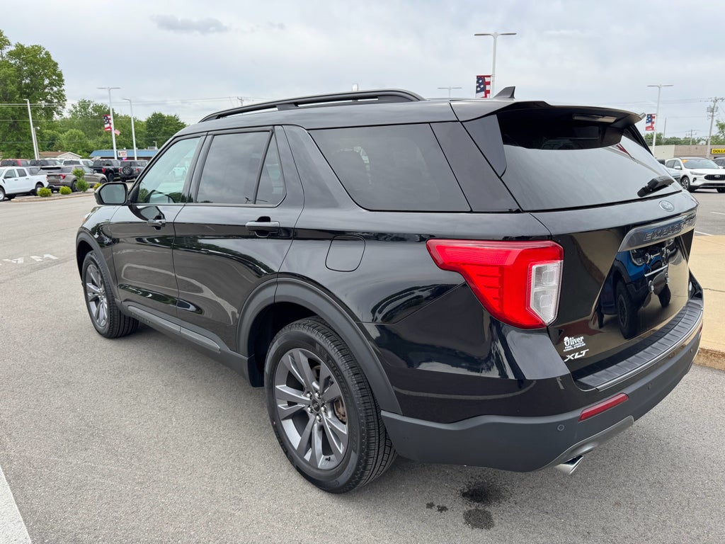 2023 Ford Explorer XLT 4WD