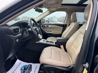2023 Ford Explorer XLT 4WD
