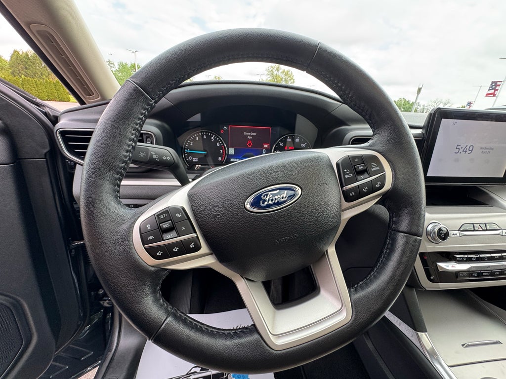 2023 Ford Explorer XLT
