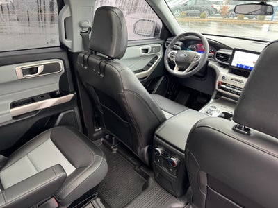 2023 Ford Explorer XLT 4WD