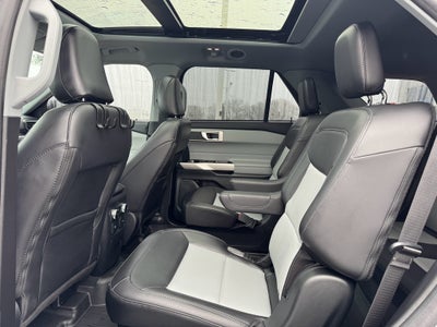 2023 Ford Explorer XLT 4WD