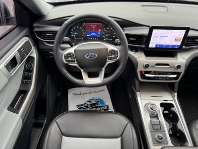 2023 Ford Explorer XLT 4WD