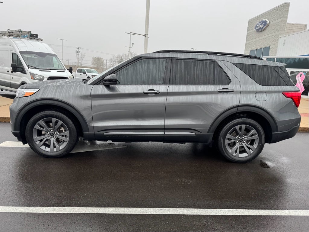 2023 Ford Explorer XLT 4WD