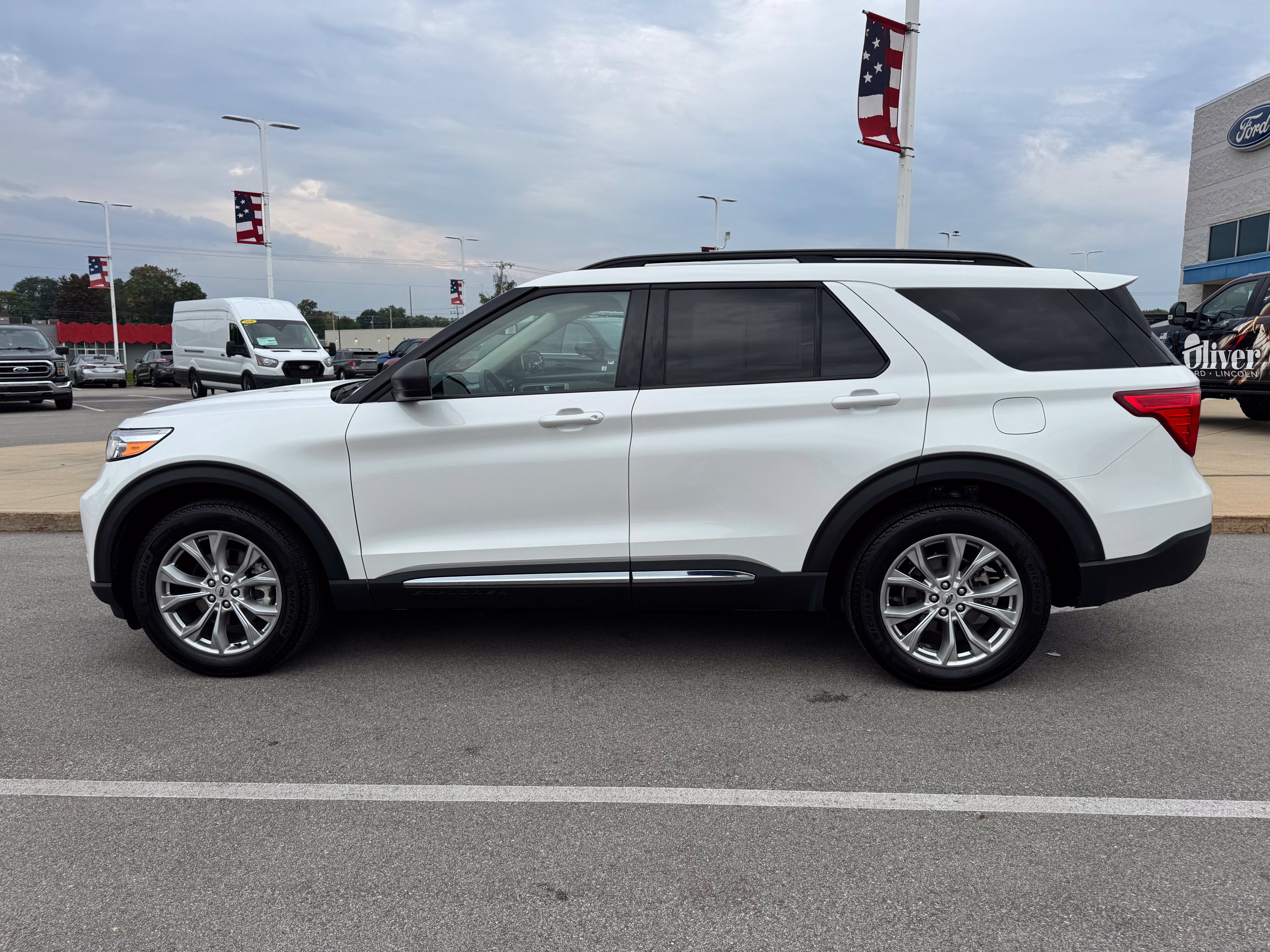 2024 Ford Explorer XLT