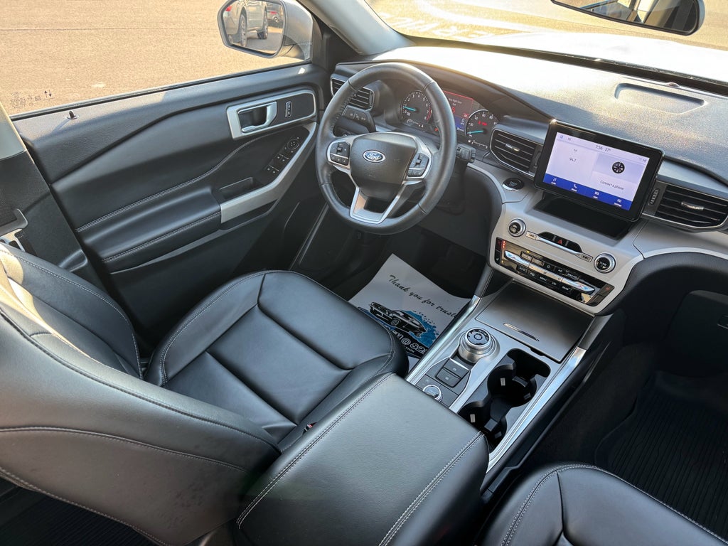 2023 Ford Explorer XLT 4WD