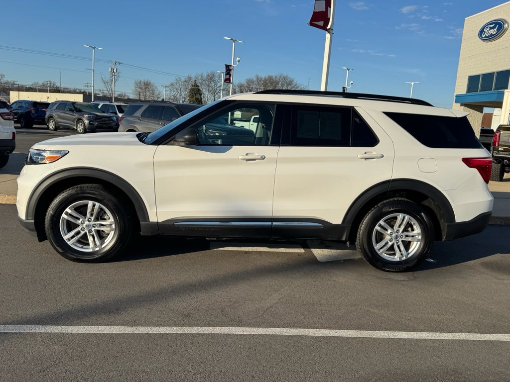 2023 Ford Explorer XLT 4WD