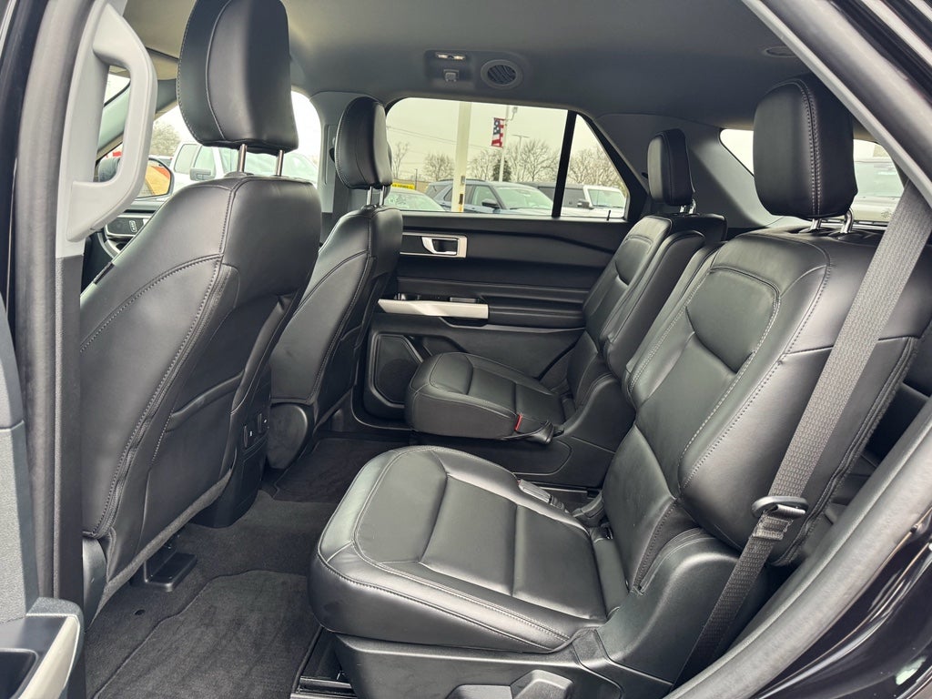 2023 Ford Explorer XLT 4WD