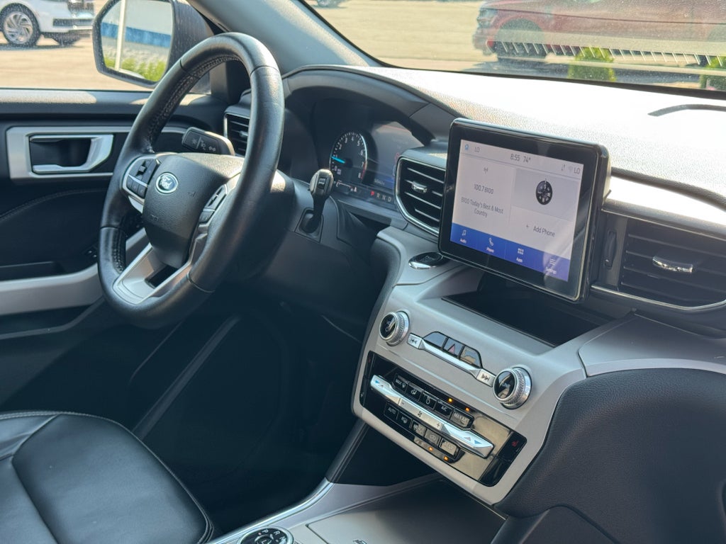 2023 Ford Explorer XLT 4WD