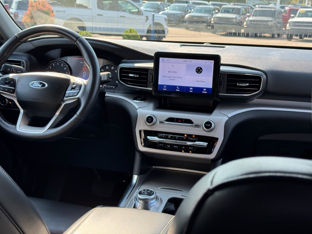 2023 Ford Explorer XLT 4WD