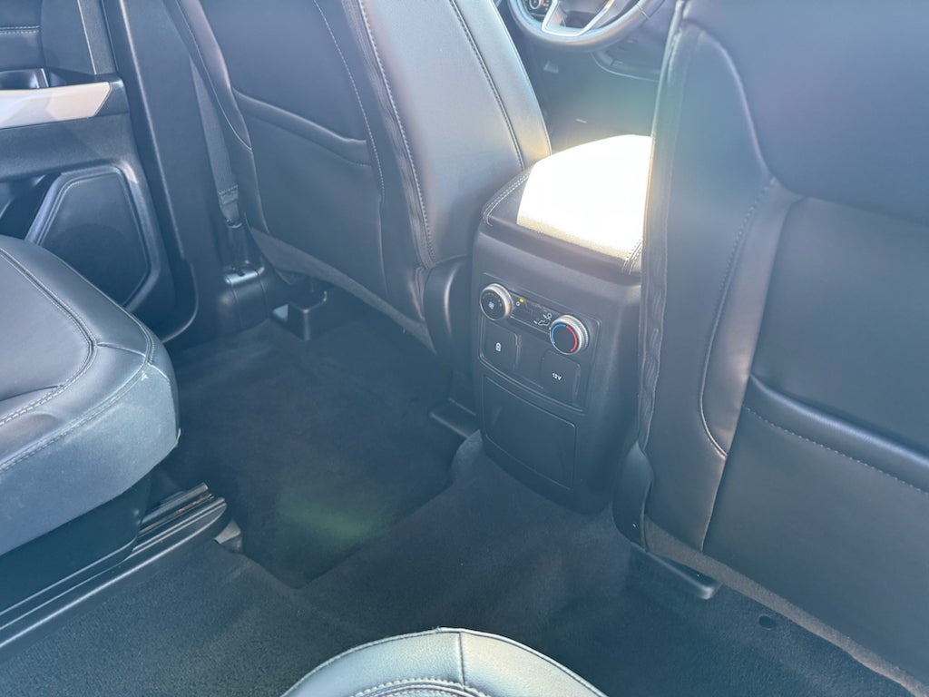 2023 Ford Explorer XLT 4WD