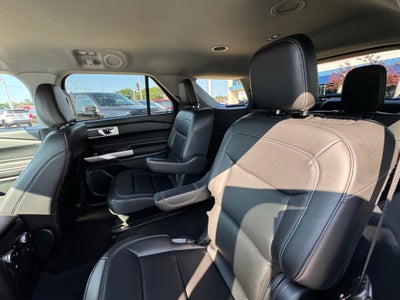 2023 Ford Explorer XLT 4WD