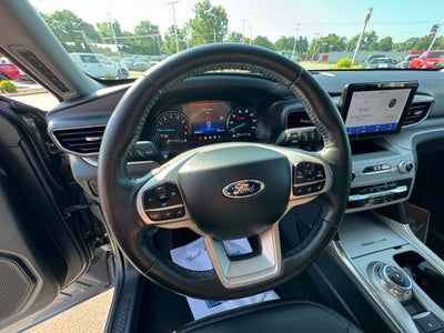 2023 Ford Explorer XLT 4WD