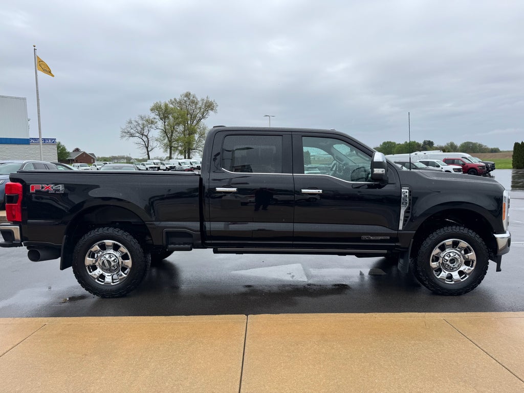 2023 Ford F-350 LARIAT Supercrew 4x4