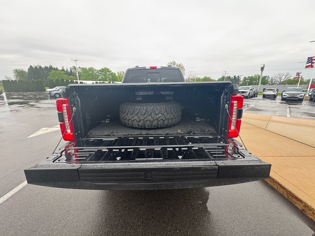 2023 Ford F-350 LARIAT Supercrew 4x4