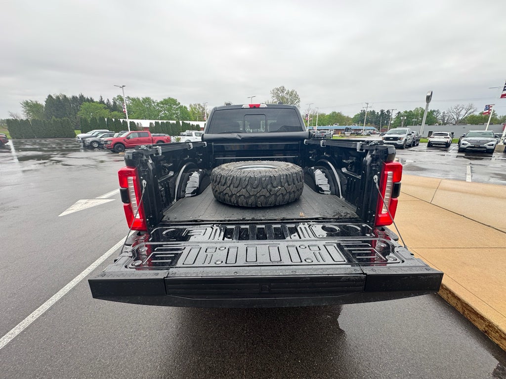 2023 Ford F-350 LARIAT Supercrew 4x4