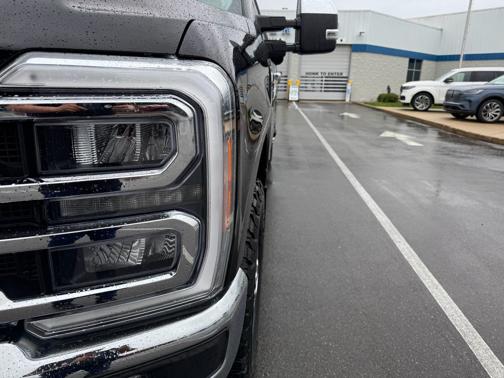 2023 Ford F-350 LARIAT Supercrew 4x4