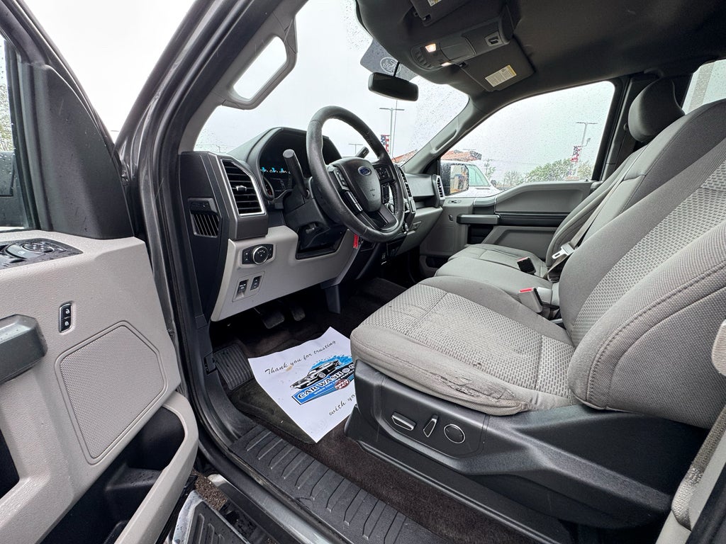 2016 Ford F-150 XLT Super cab 4x2