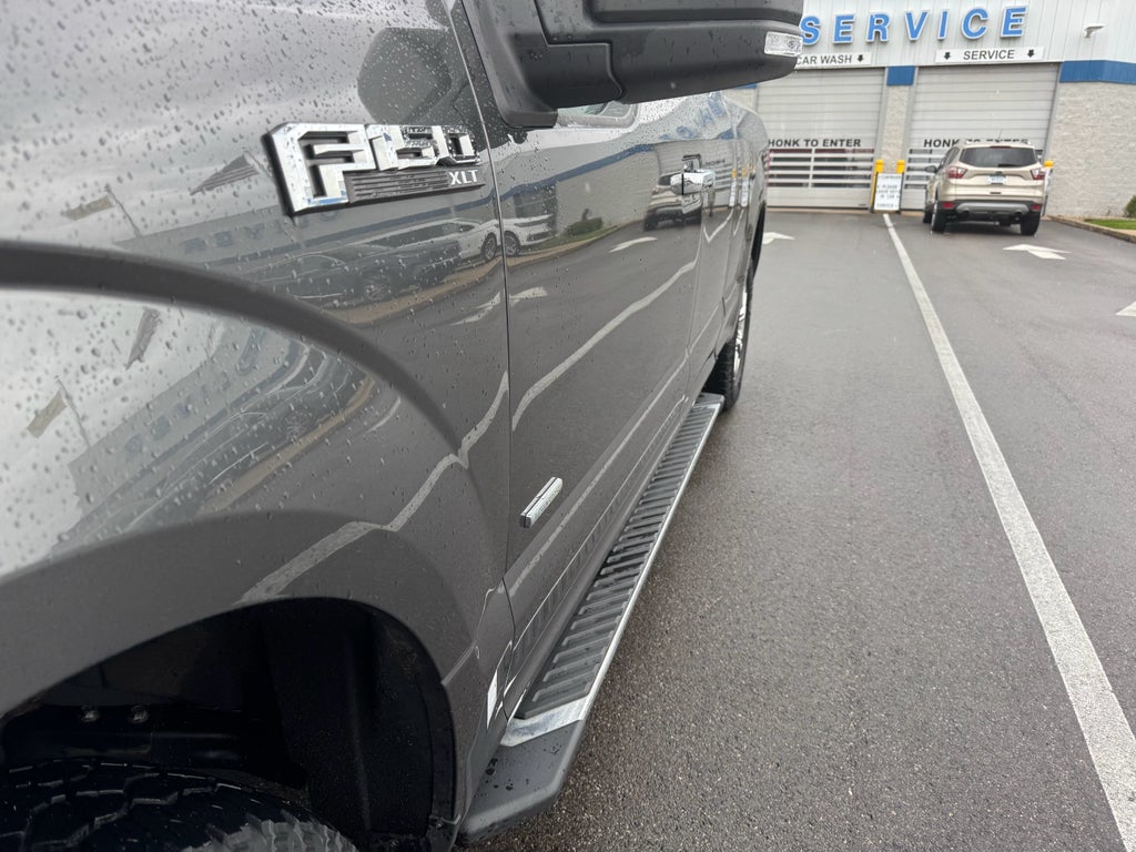 2016 Ford F-150 XLT Super cab 4x2