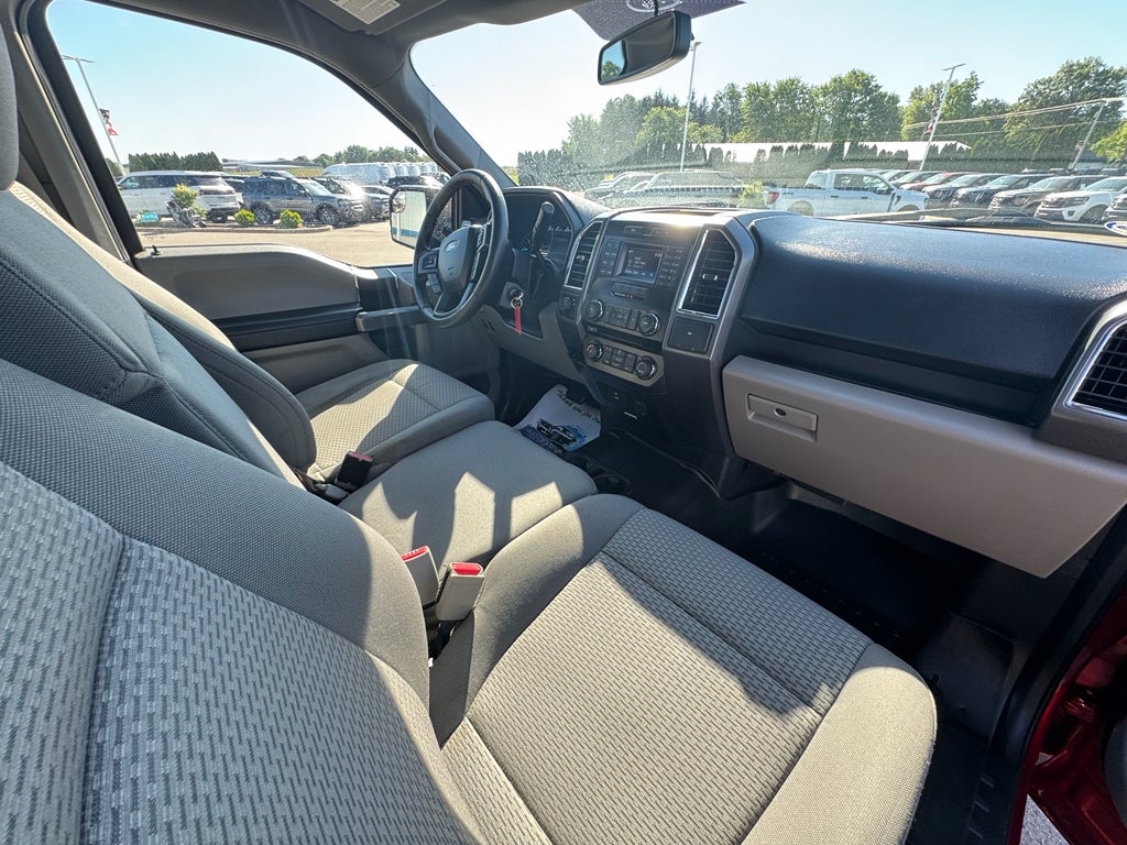 2016 Ford F-150 XLT Reg. Cab 4x2