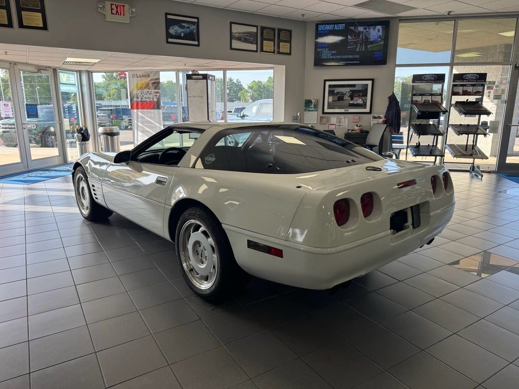 1991 Chevrolet Corvette Base