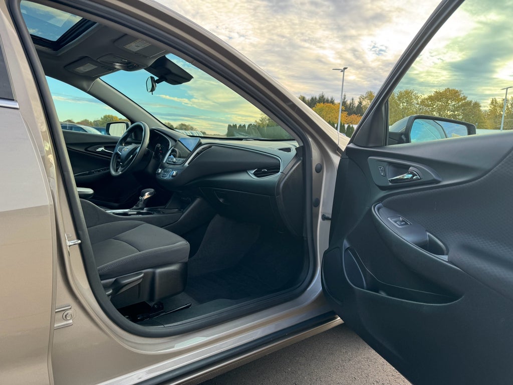 2024 Chevrolet Malibu LT FWD