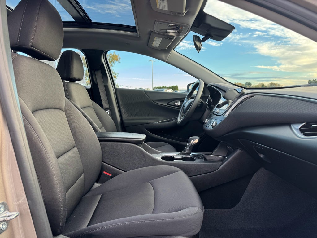 2024 Chevrolet Malibu LT FWD