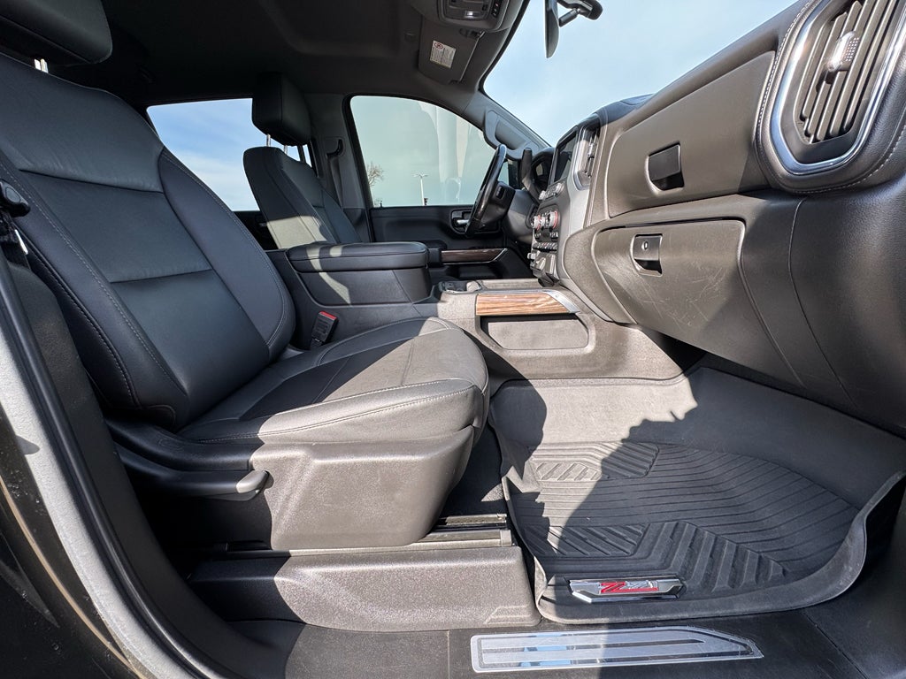 2022 Chevrolet Silverado LT Crew Cab 4WD