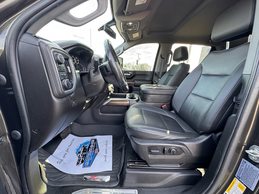 2022 Chevrolet Silverado LT Crew Cab 4WD