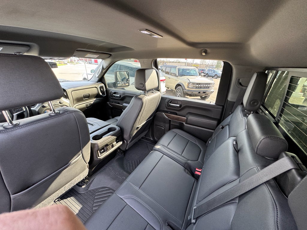 2022 Chevrolet Silverado LT Crew Cab 4WD