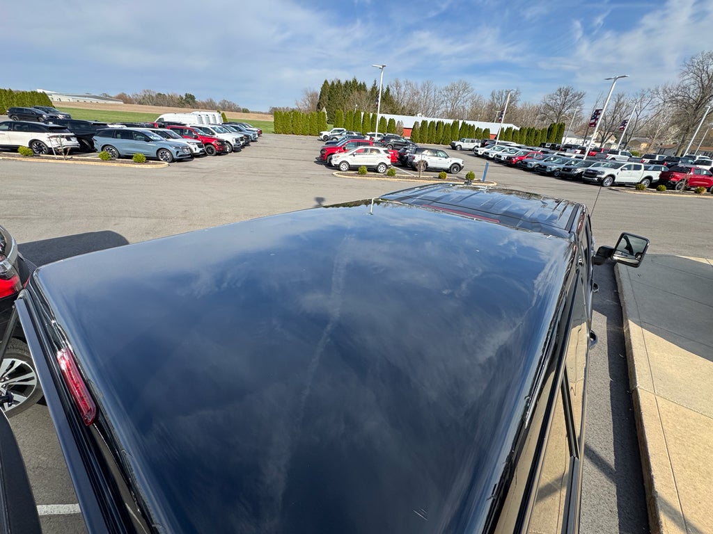 2022 Chevrolet Silverado LT Crew Cab 4WD