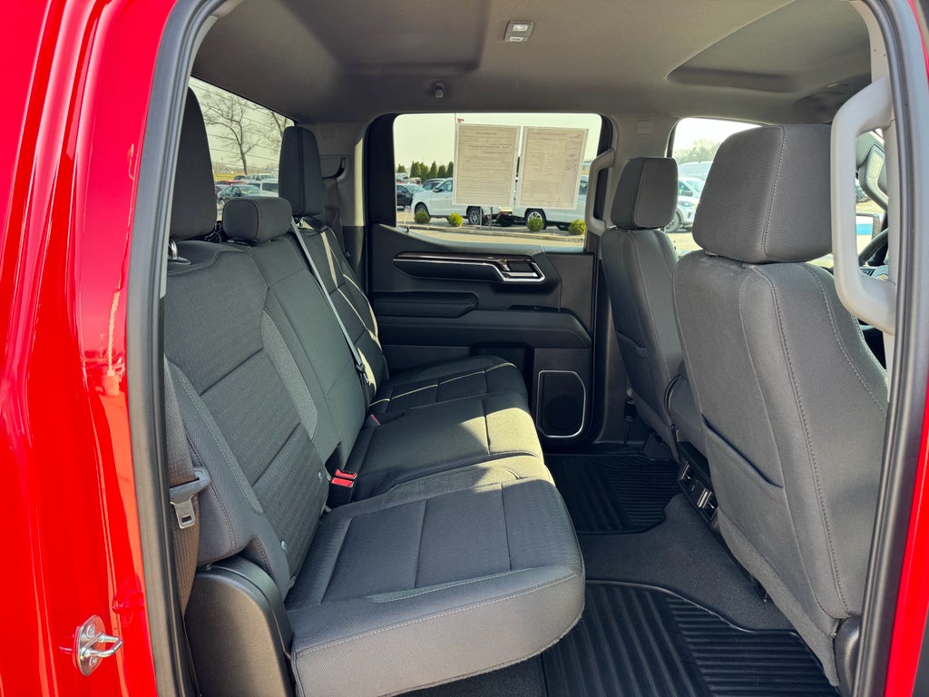 2023 Chevrolet Silverado LT Crew Cab 4WD