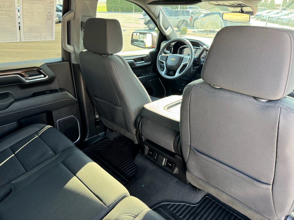 2023 Chevrolet Silverado LT Crew Cab 4WD