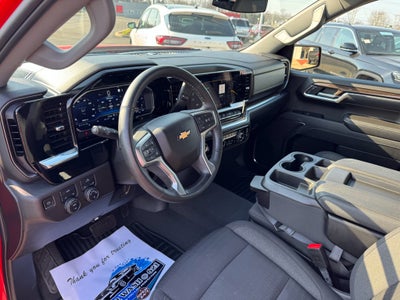 2023 Chevrolet Silverado LT Crew Cab 4WD