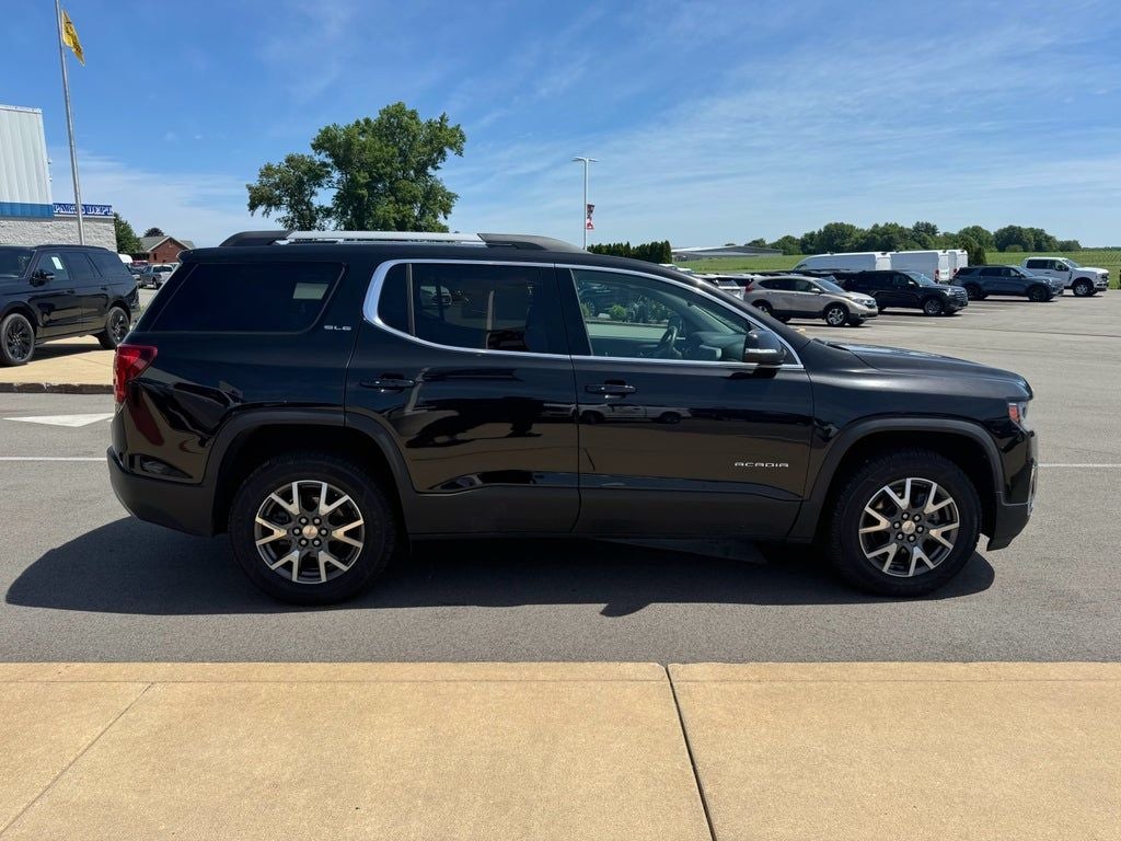 2023 GMC Acadia SLE