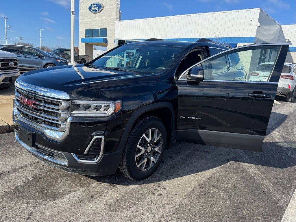 2023 GMC Acadia SLE