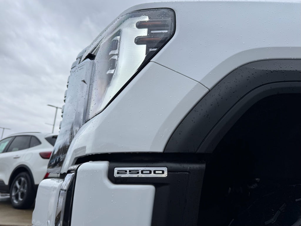 2024 GMC Sierra Denali 4WD