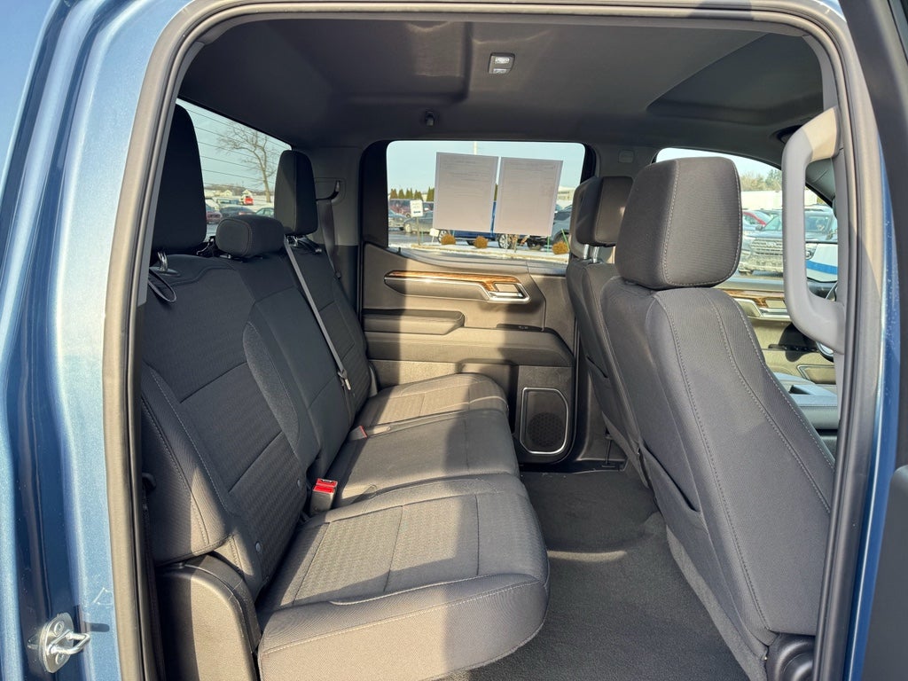 2024 GMC Sierra SLE 4WD