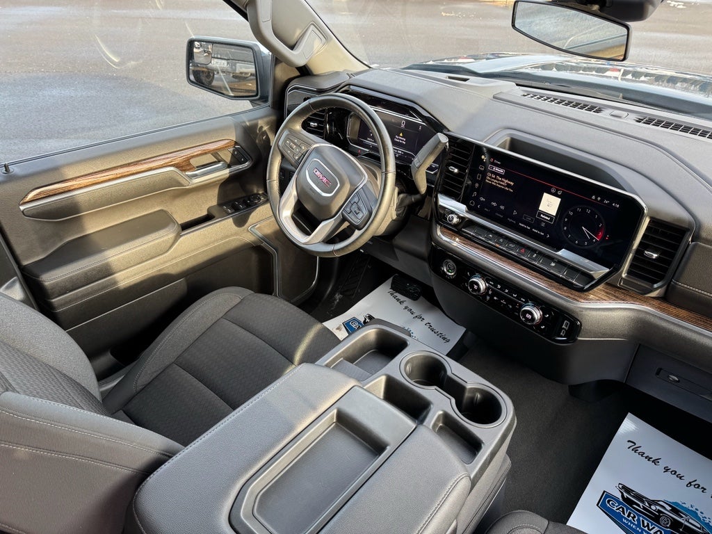2024 GMC Sierra SLE 4WD