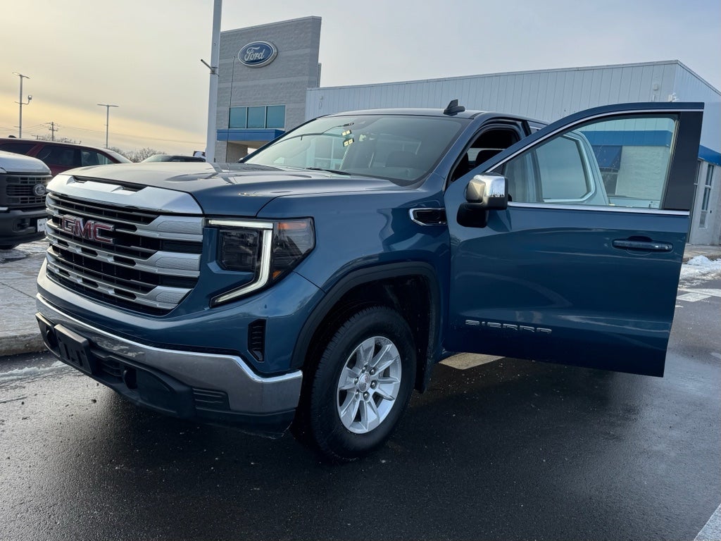 2024 GMC Sierra SLE 4WD
