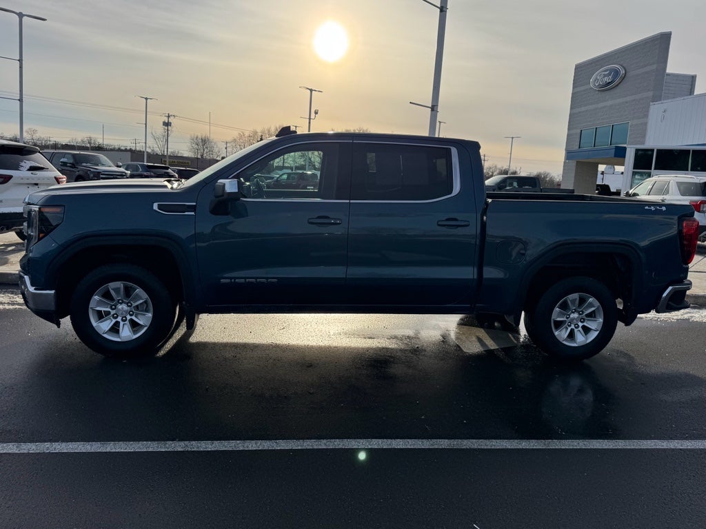 2024 GMC Sierra SLE 4WD