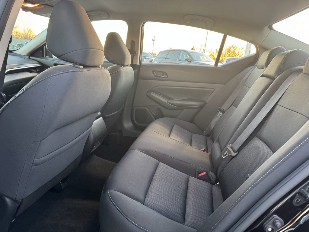 2024 Nissan Altima 2.5 SV FWD