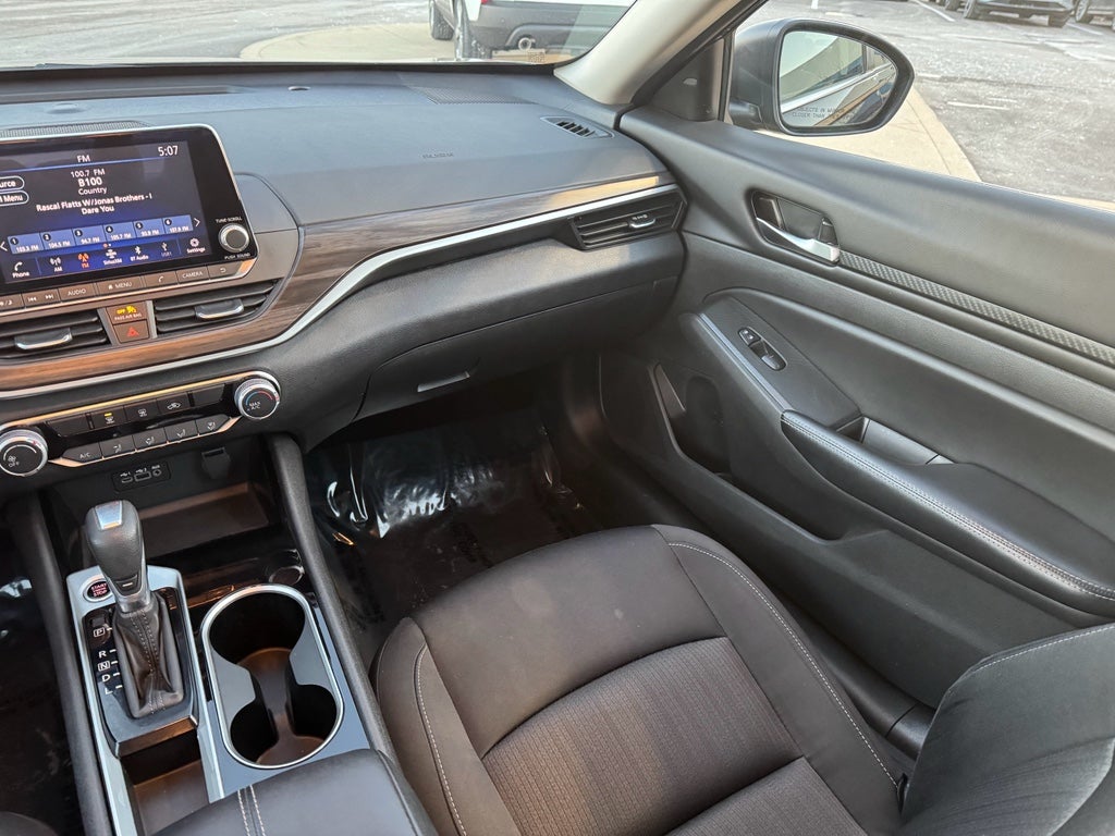 2024 Nissan Altima 2.5 SV FWD