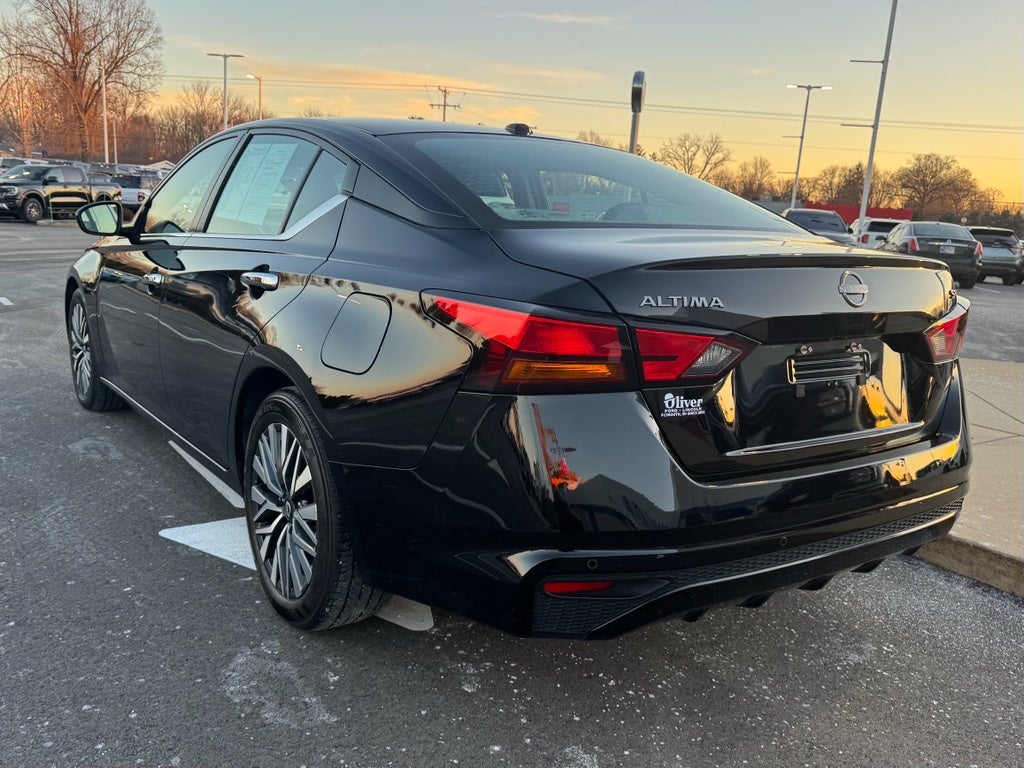 2024 Nissan Altima 2.5 SV FWD