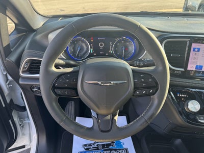 2022 Chrysler Pacifica Touring L FWD