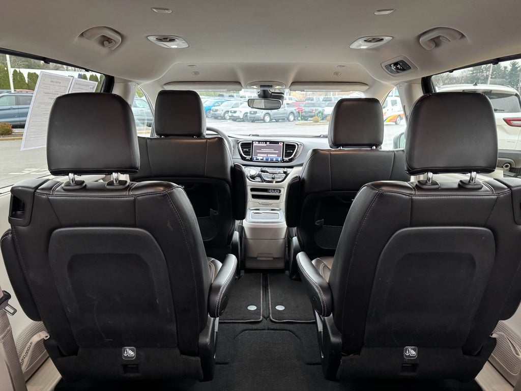 2023 Chrysler Pacifica Touring L FWD