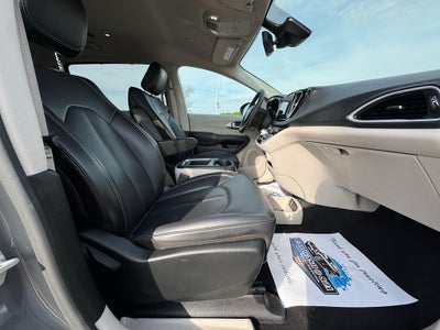 2023 Chrysler Pacifica Touring L FWD