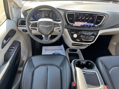 2023 Chrysler Pacifica Touring L FWD