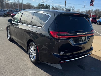 2023 Chrysler Pacifica Touring L FWD