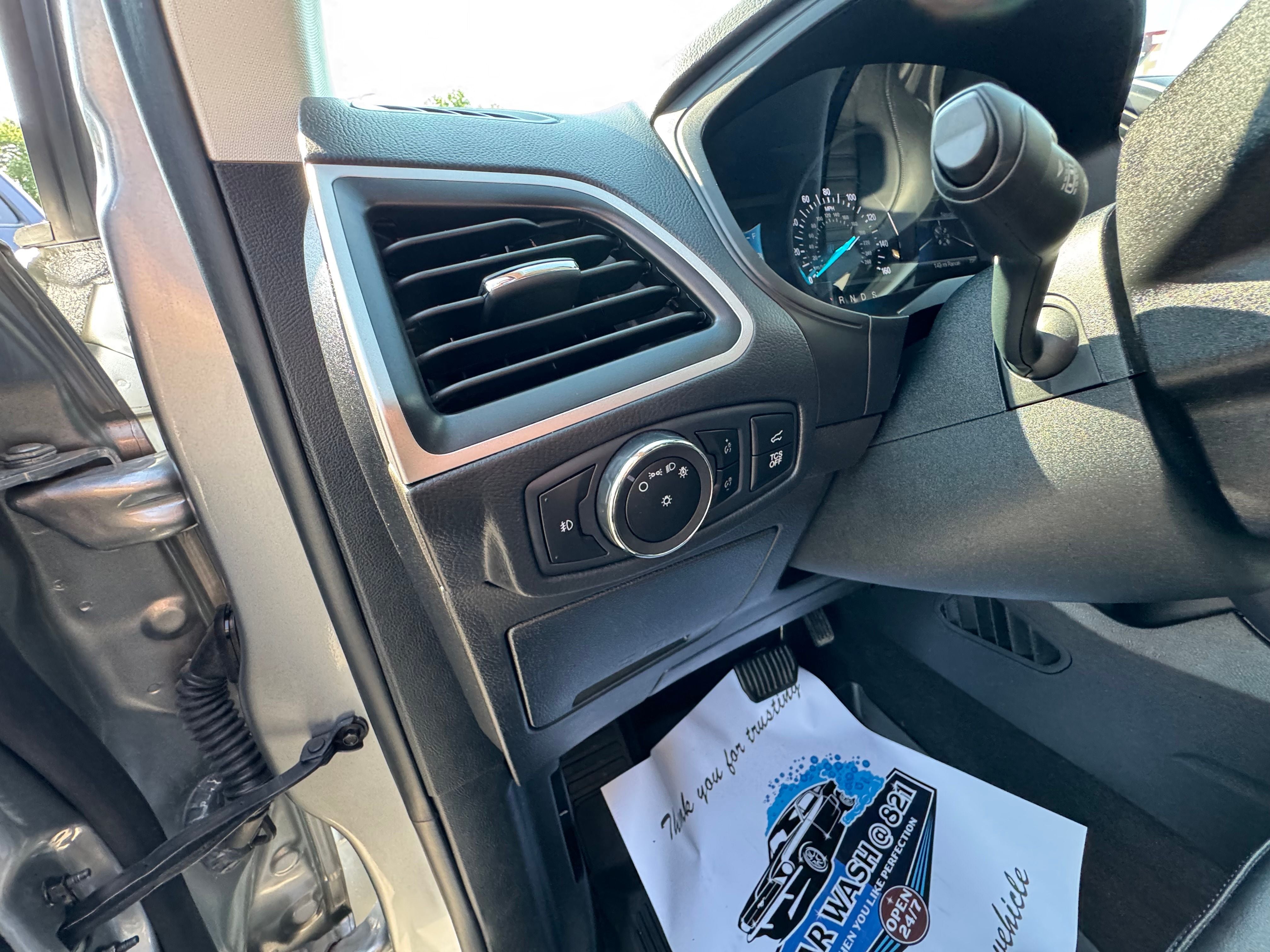 2023 Ford Edge SEL